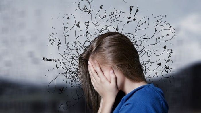 Get to someone được dùng để mang nghĩa điều gì đó ảnh hưởng đến cảm xúc, tinh thần