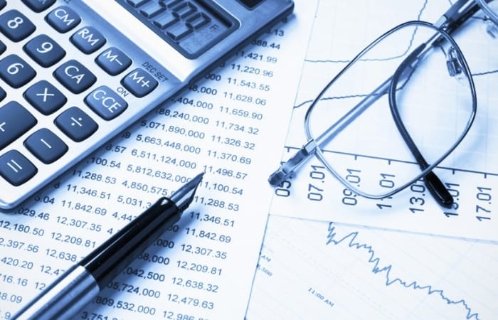 Luyện tập thường xuyên với các dạng bài tập kinh tế vĩ mô để nắm vững môn học