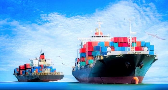 Biển Đông còn nằm trên tuyến hàng hải huyết mạch nối liền Thái Bình Dương và Ấn Độ Dương