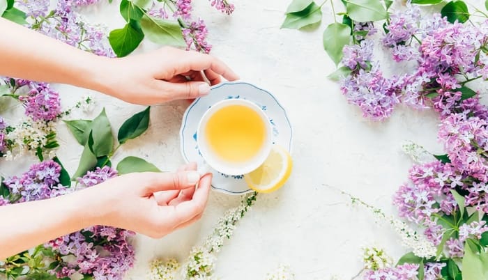 Nhiều loại đồ uống có thể tác động đến hệ thần kinh để giảm căng thẳng