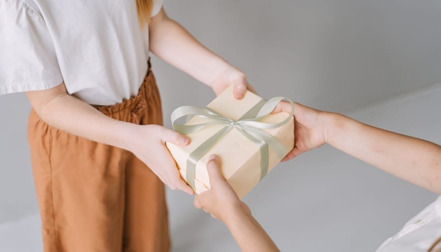Giành lại mang nghĩa đoạt về