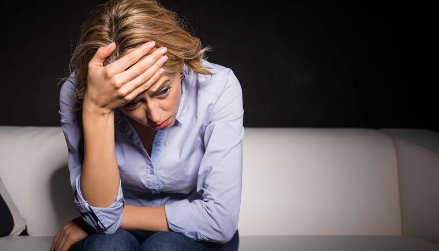 Ví dụ cách sử dụng từ “áy náy” trong thực tế